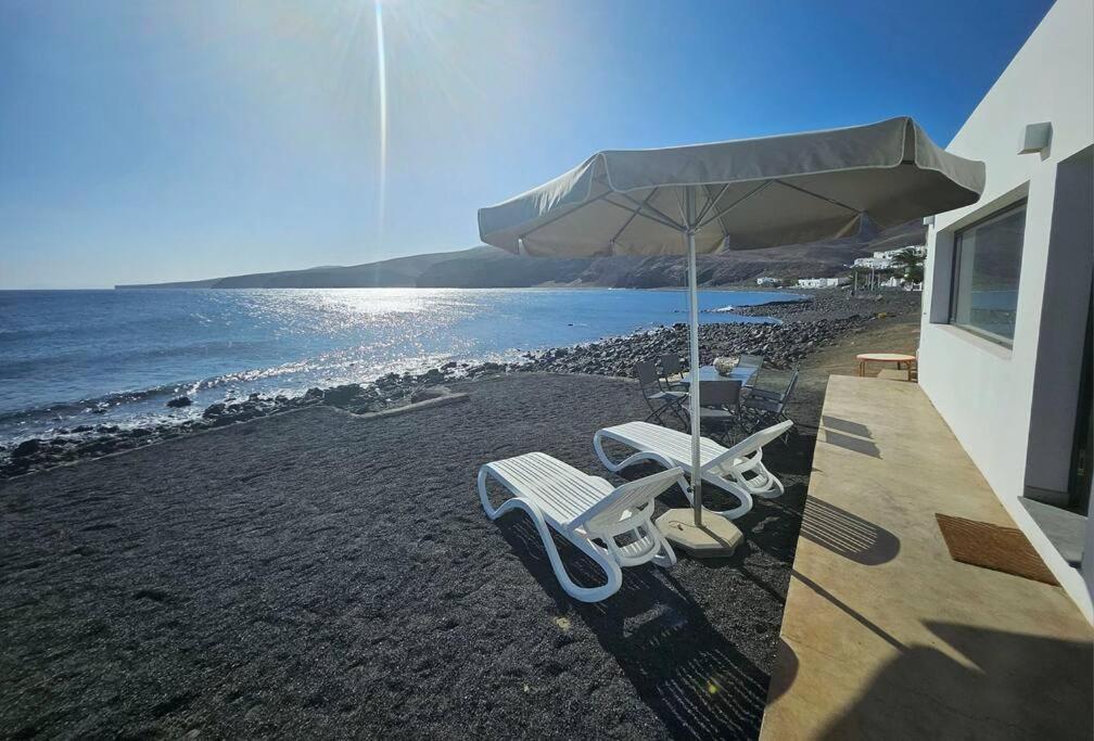 Casa Playa Quemada Junto Al Mar Villa Exterior foto